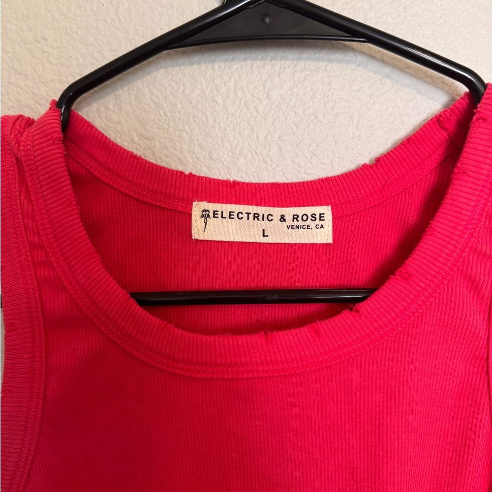 ⭐️Electric & Rose Pink Tank Top Size Large NWOT - Picture 5 of 5